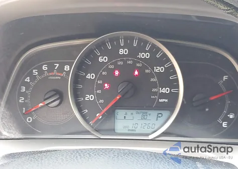 2015 Toyota Rav4 Le z USA, uszkodzony, nr VIN JTMBFREV4FD175093